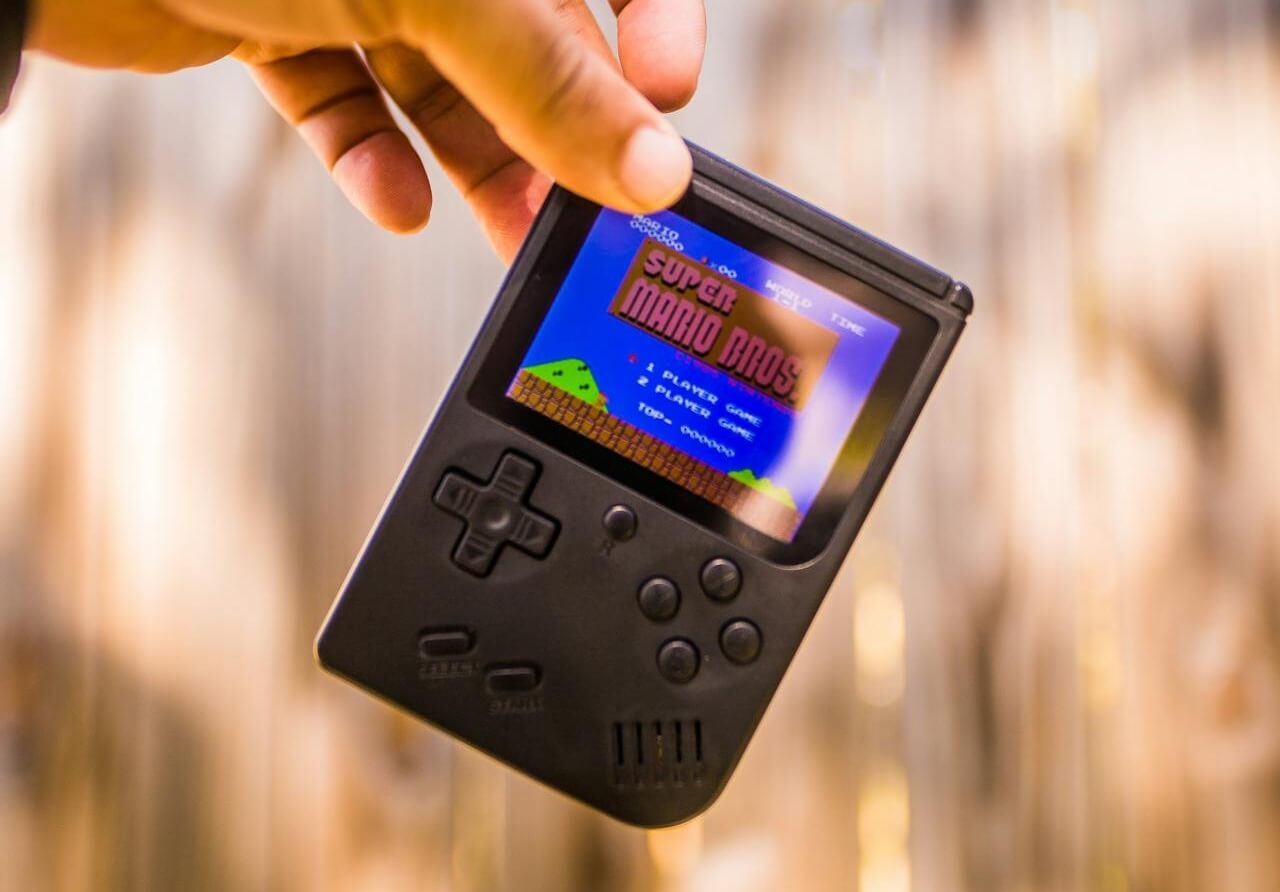 Hand Held Retro Gaming Console